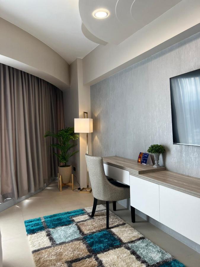 Aeon Suites Staycation Managed By Aria Hotel Davao ภายนอก รูปภาพ